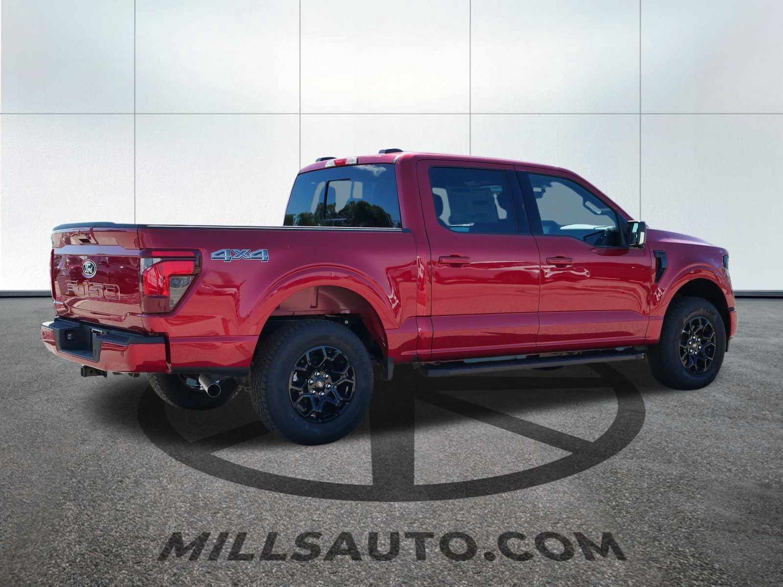 2025 Ford F-150 XLT photo 4