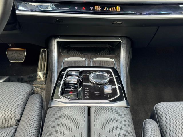 2024 Bmw 760i photo 21