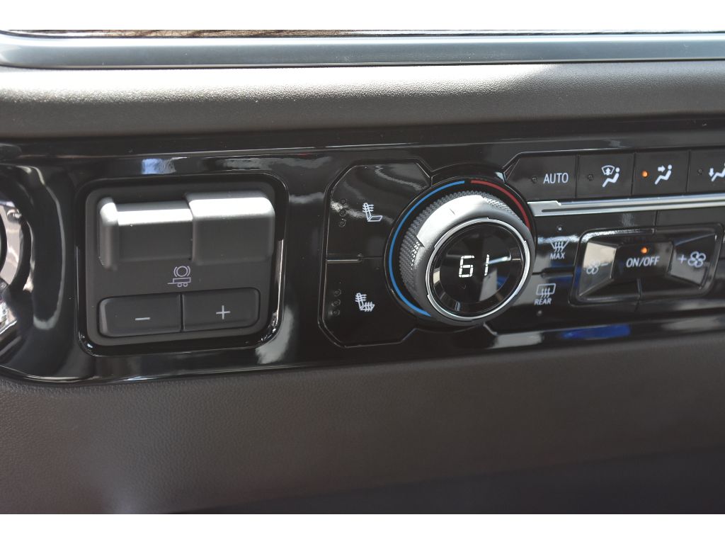 2025 Chevrolet Silverado 1500 RST photo 24