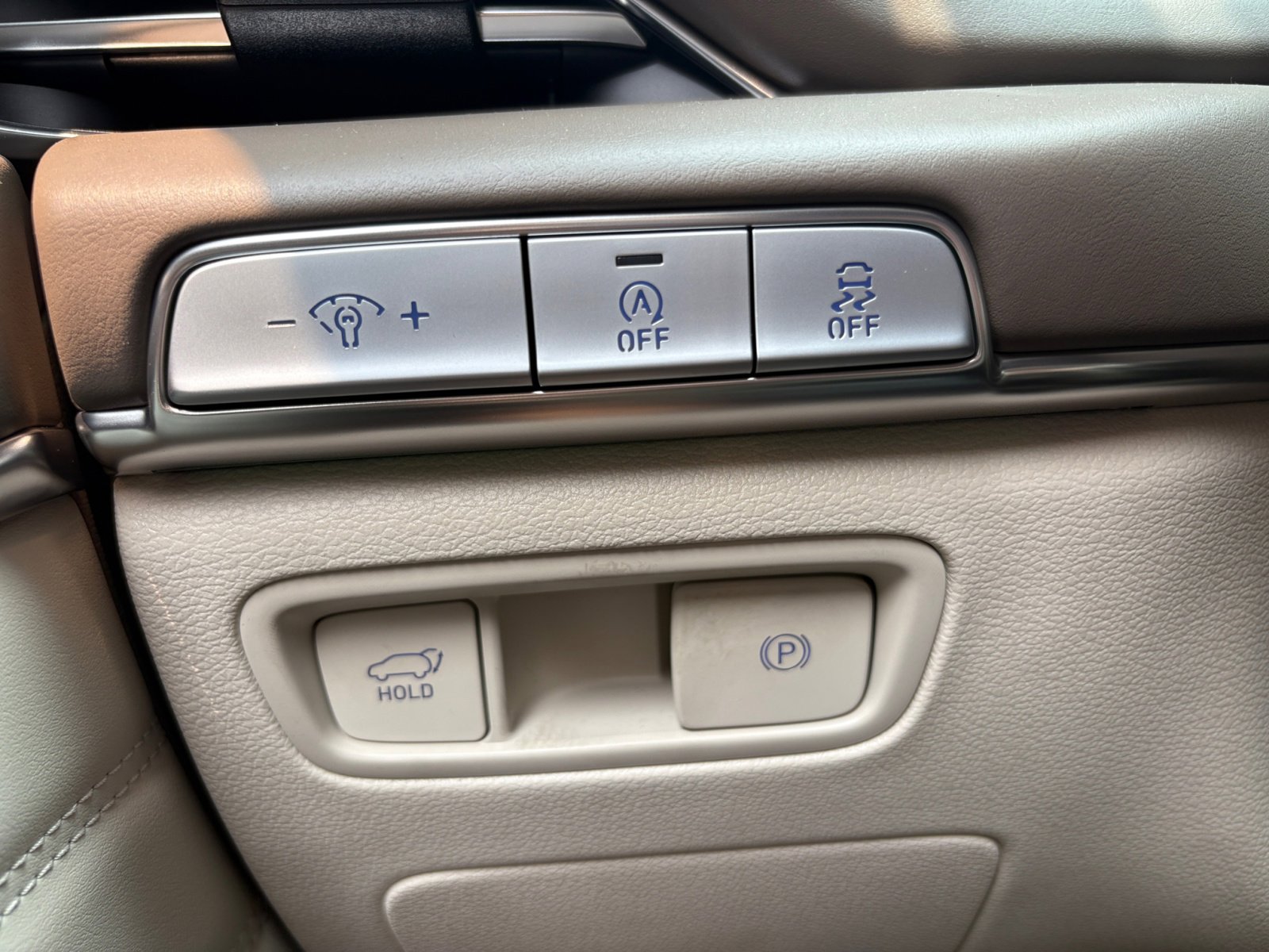 2024 Genesis GV80 3.5T AWD photo 13