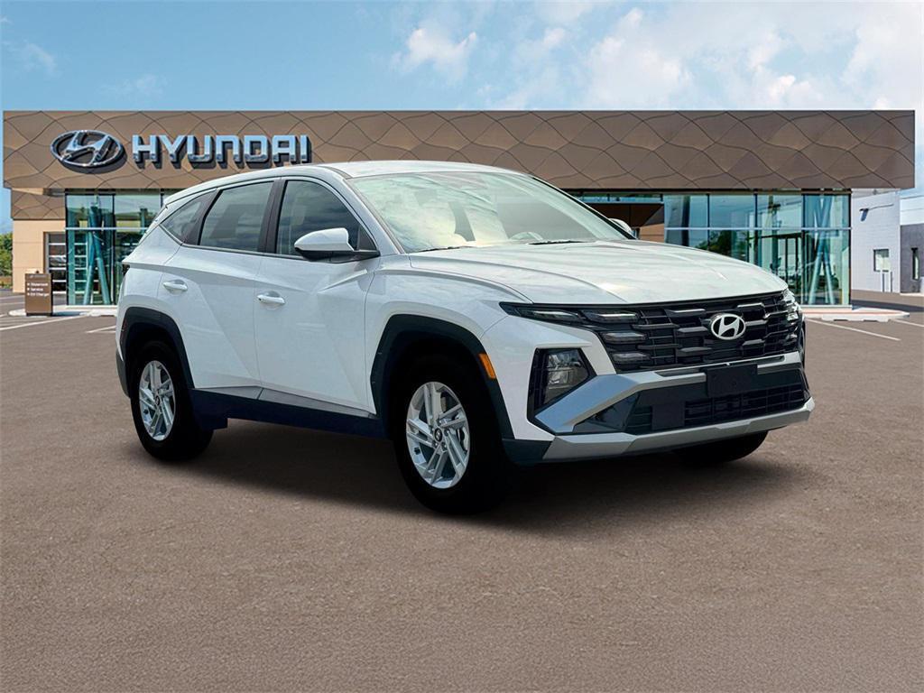 2026 Hyundai Tucson SE photo 10