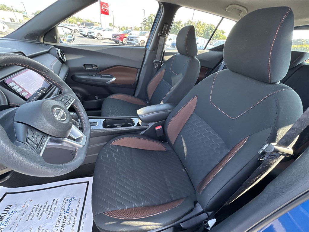 2024 Nissan Kicks SR photo 11