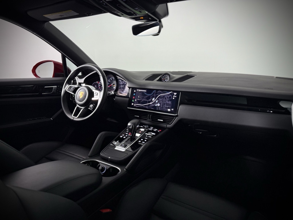 2023 Porsche Cayenne Coupe photo 21