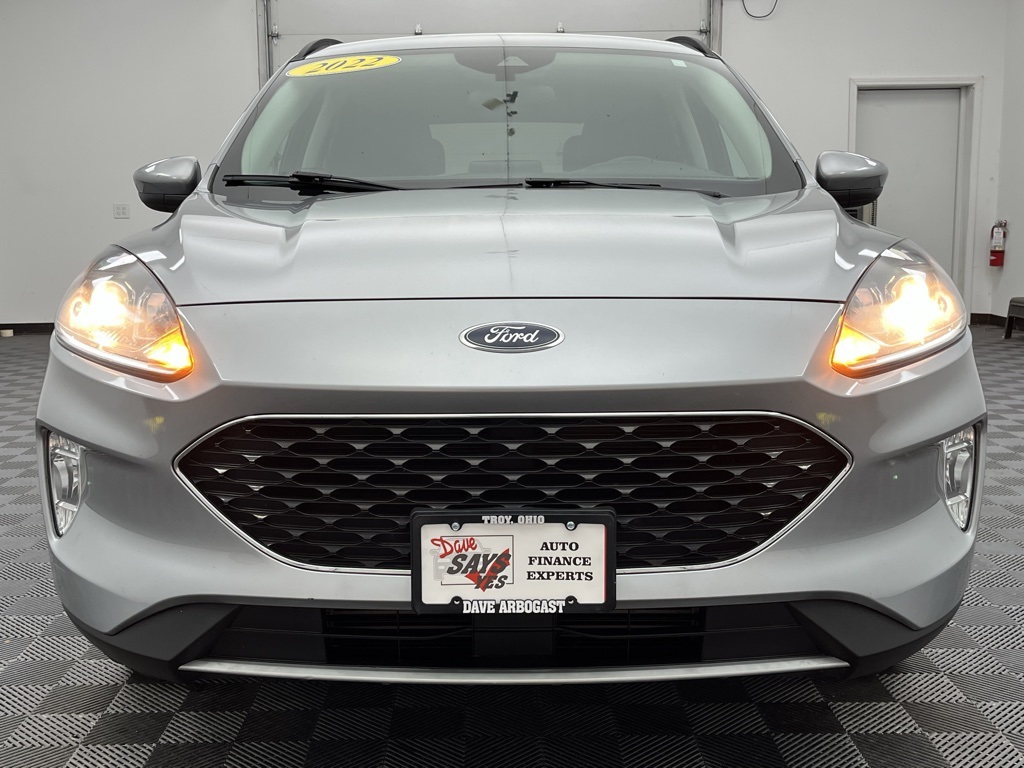 2022 Ford Escape SEL photo 18
