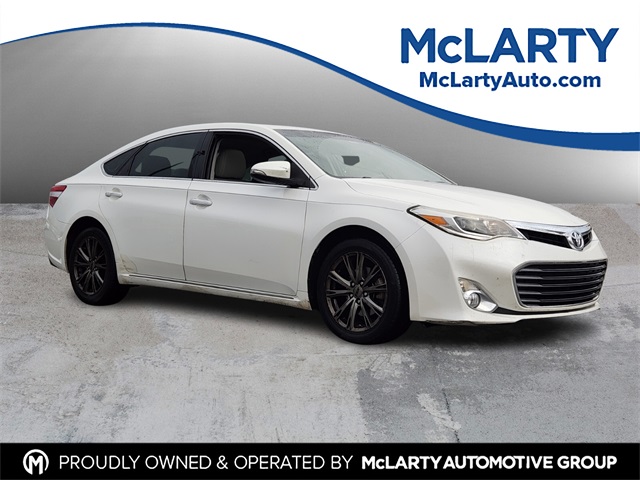 2015 Toyota Avalon XLE Premium's photo