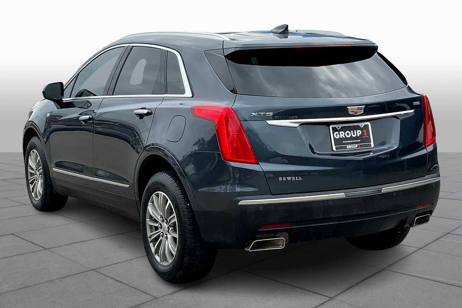2019 Cadillac XT5 Luxury photo 11