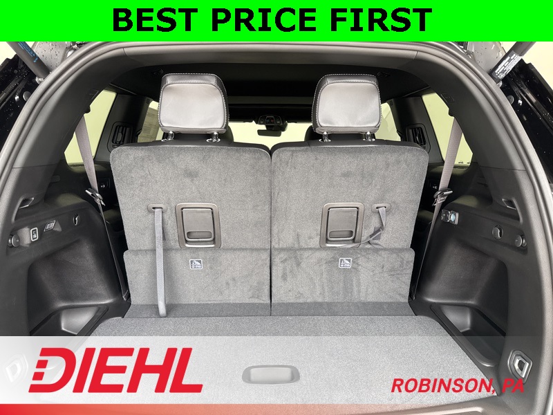 2025 Jeep Grand Cherokee Altitude photo 2