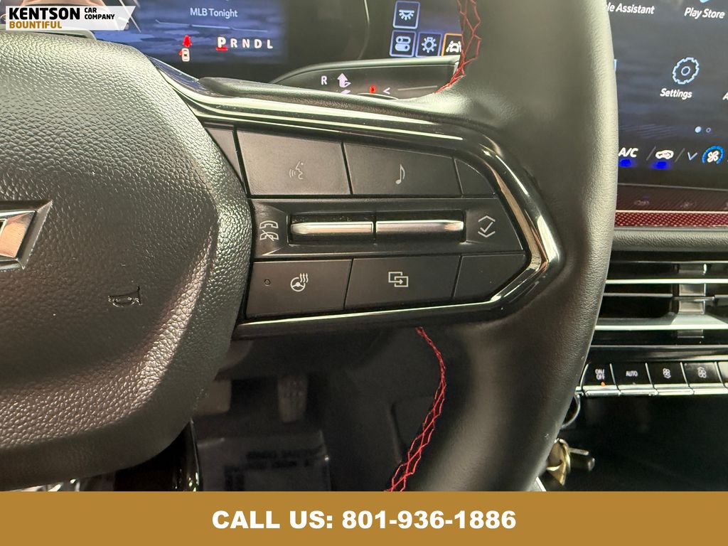 2024 Chevrolet Traverse RS photo 18