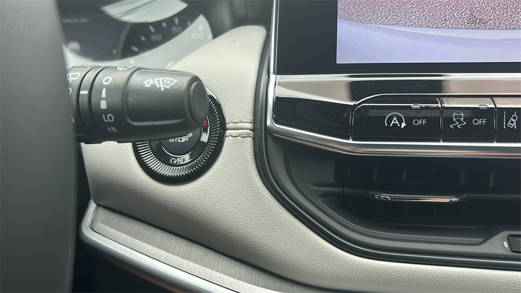 2025 Jeep Compass Limited photo 31