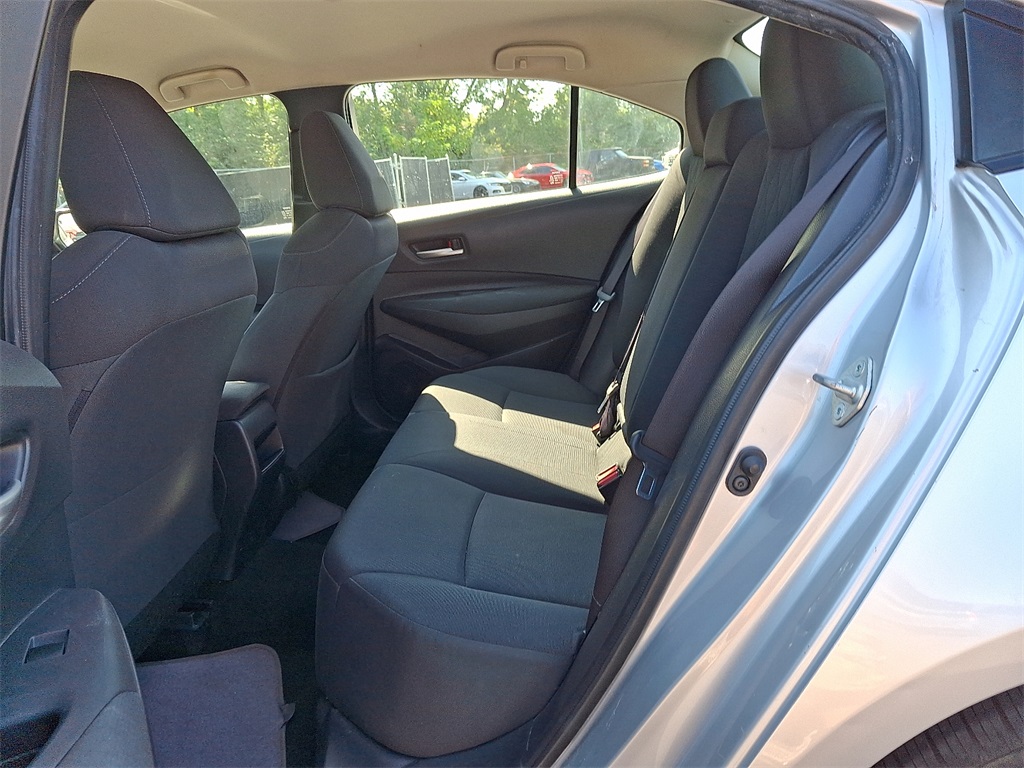 2020 Toyota Corolla LE photo 11