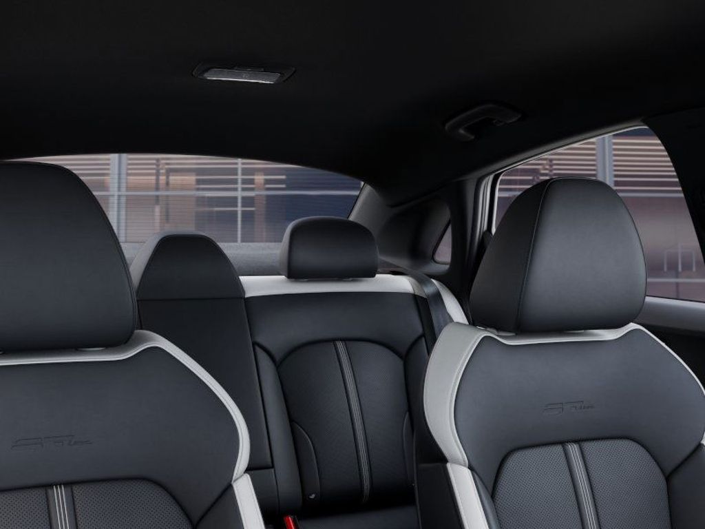 2025 Kia K5 GT-Line photo 25