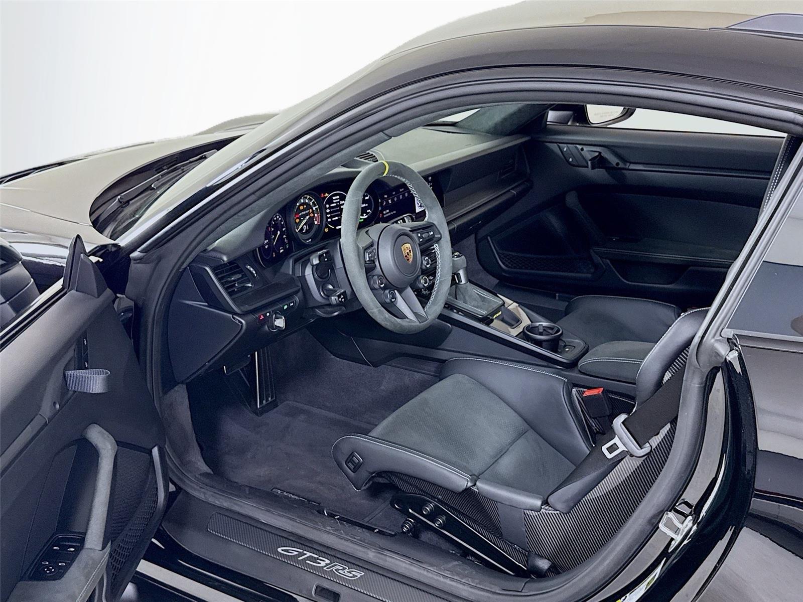 2025 Porsche 911 GT3 RS photo 11