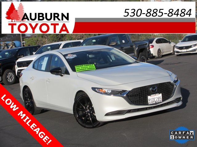 2025 Mazda Mazda3 Select Sport's photo