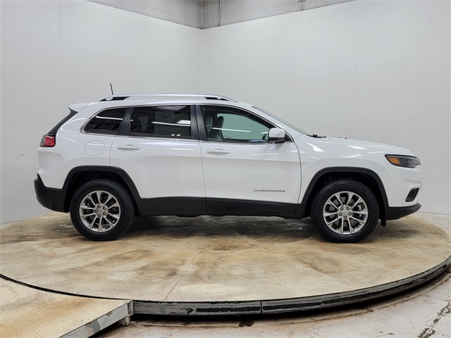 2021 Jeep Cherokee Latitude Lux photo 2