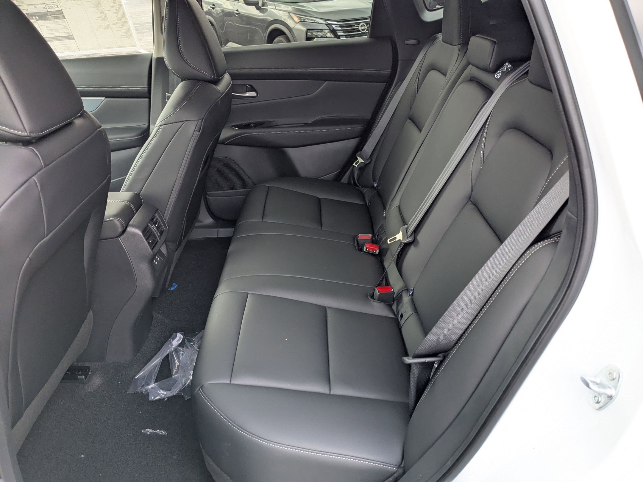 2025 Nissan Murano SL photo 16