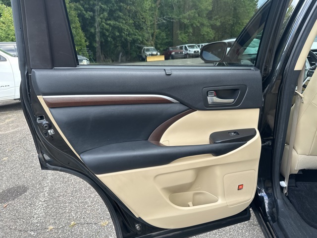 2015 Toyota Highlander Limited photo 20