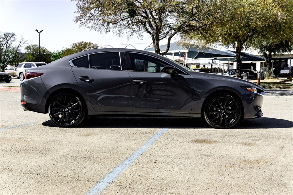 2025 Mazda Mazda3 2.5 s Carbon photo 4