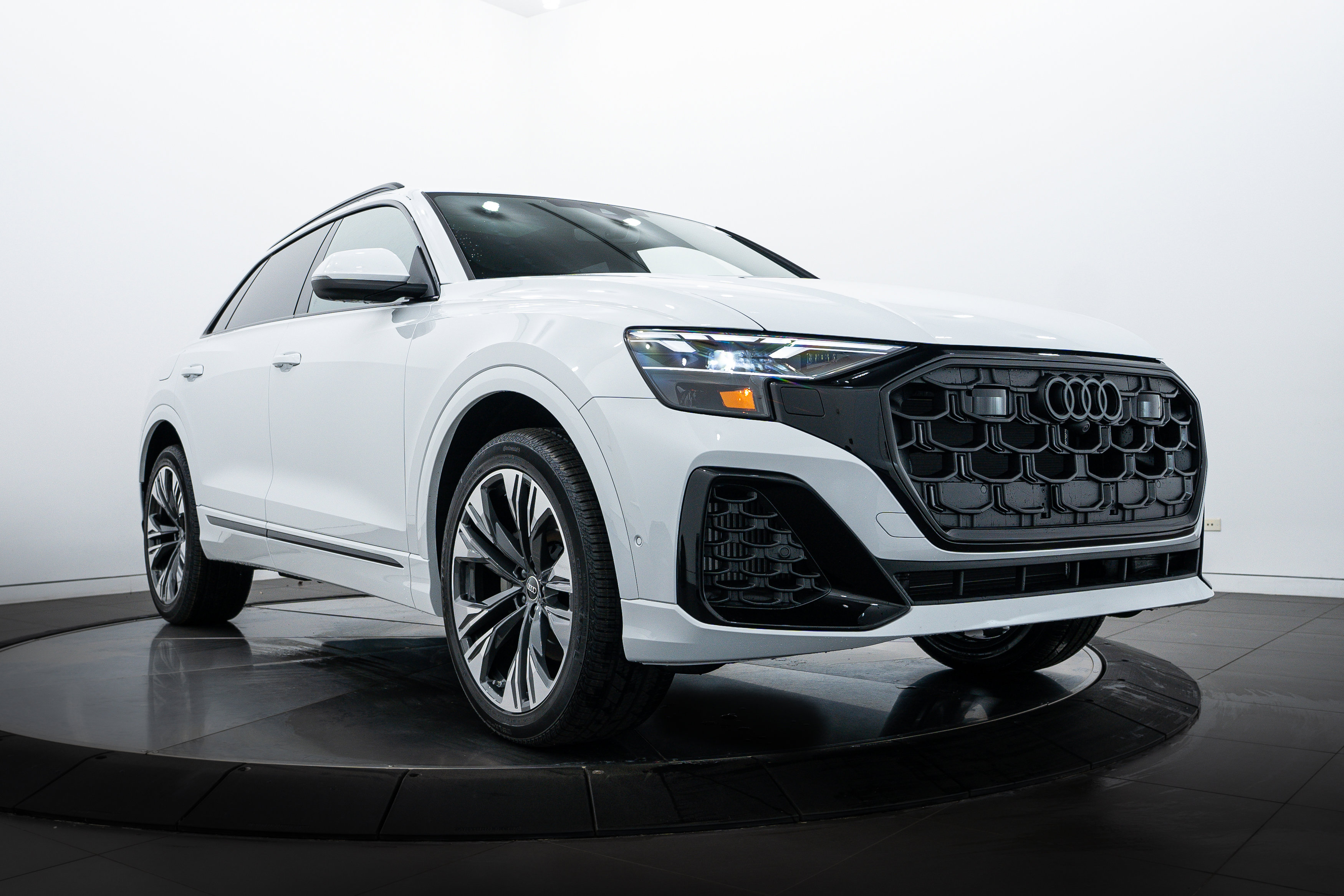 New 2025 Glacier White Audi Premium Plus image 1