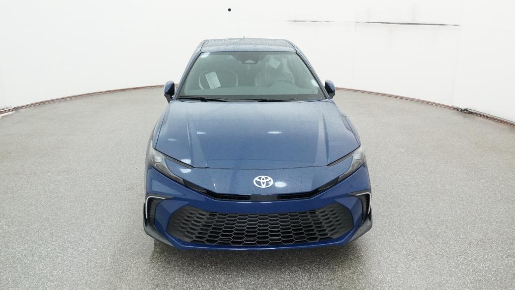 2025 Toyota Camry SE photo 2