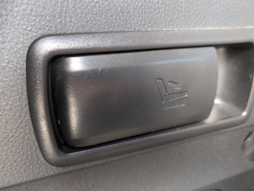 2010 Toyota RAV4 Limited photo 29