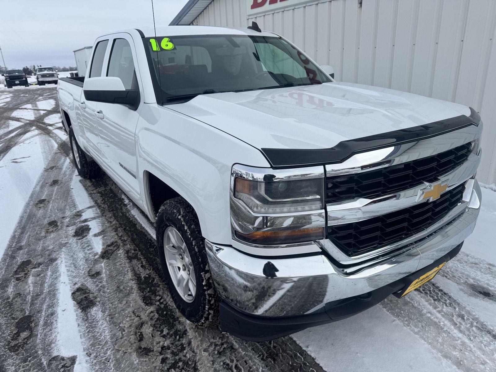 Used 2016 Chevrolet Silverado 1500 LT with VIN 1GCVKREHXGZ205978 for sale in Monona, IA