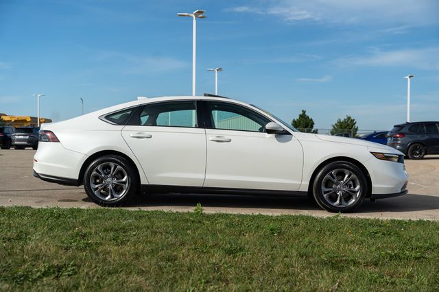 2024 Honda Accord EX photo 8