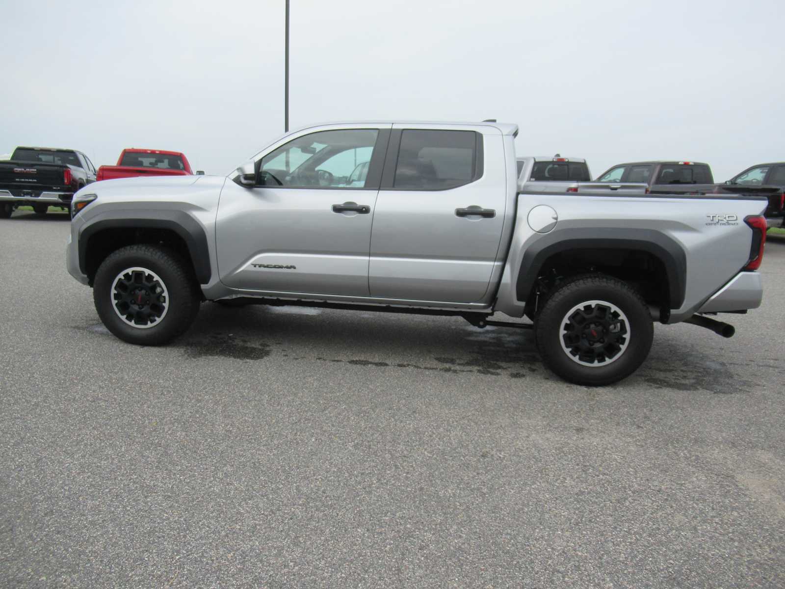2024 Toyota Tacoma TRD Double Cab photo 8