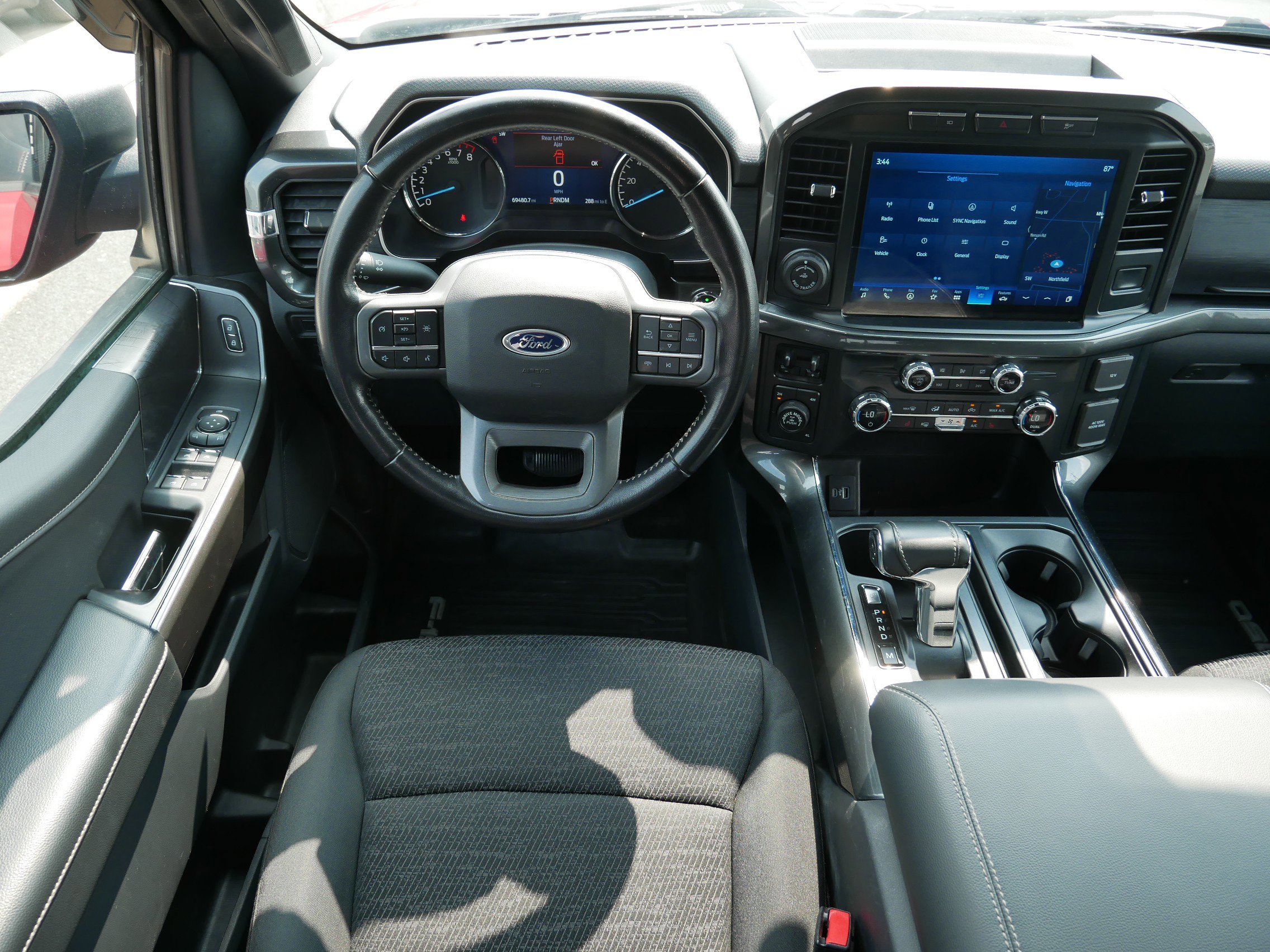 2021 Ford F-150 XLT photo 13