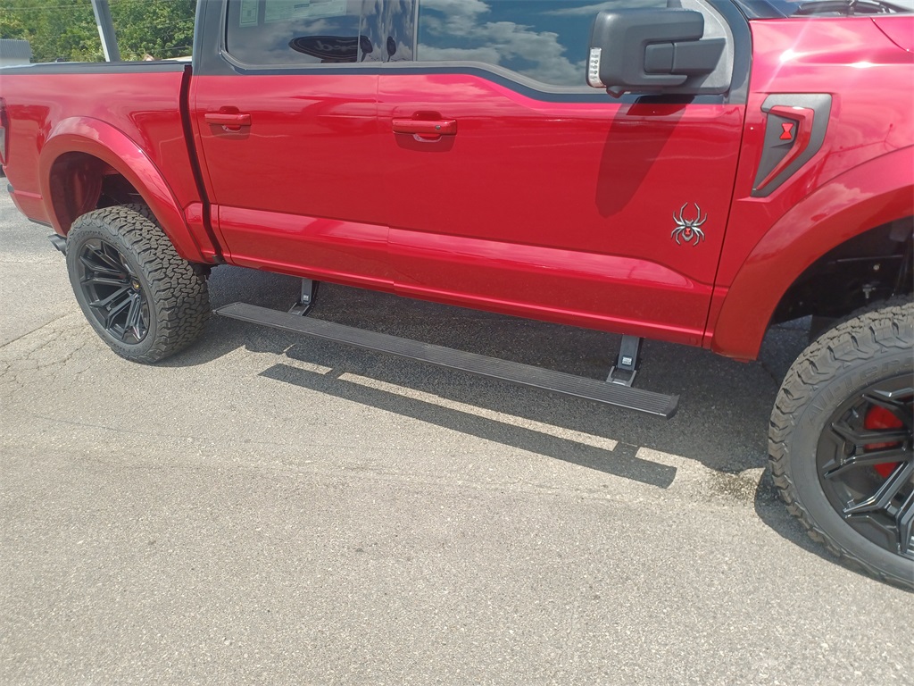 2025 Ford F-150 XLT photo 12
