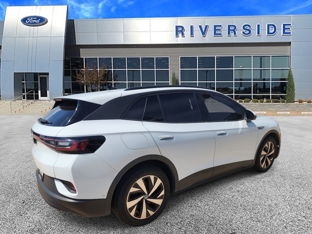 2023 Volkswagen ID.4 Pro photo 2