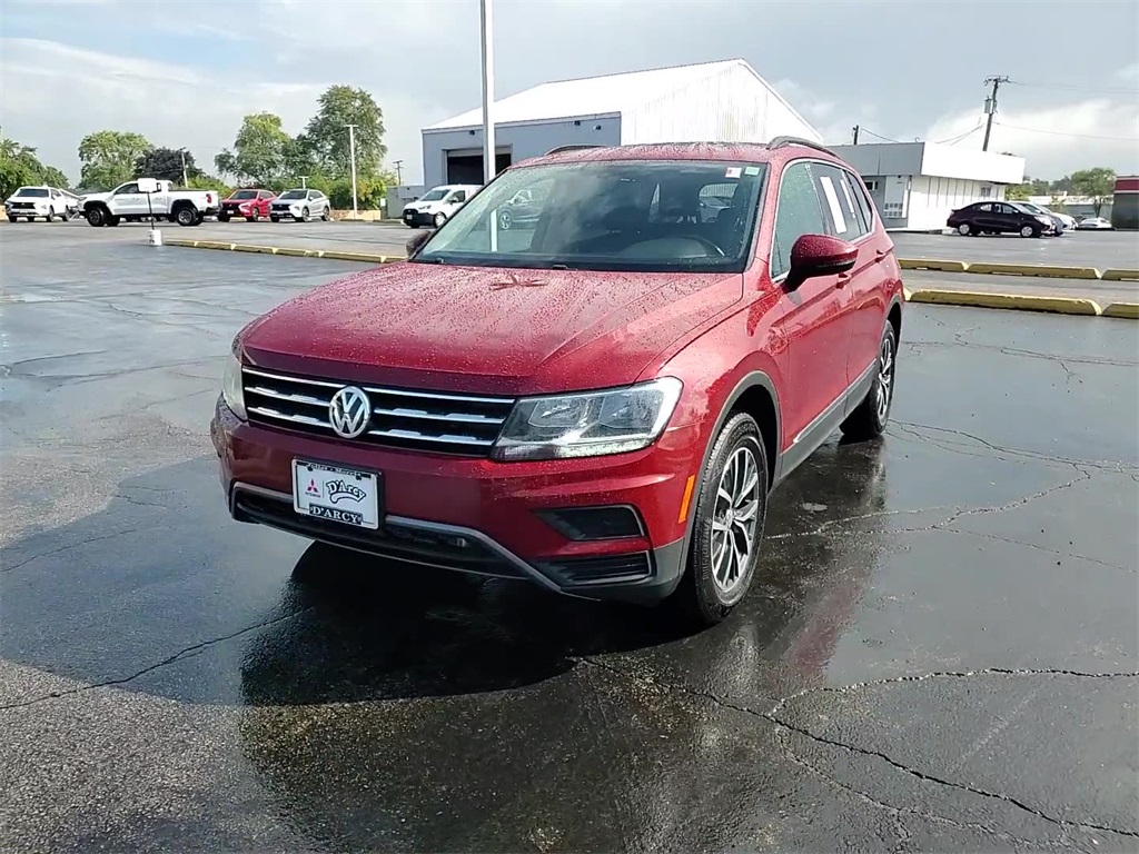 2020 Volkswagen Tiguan SEL photo 3