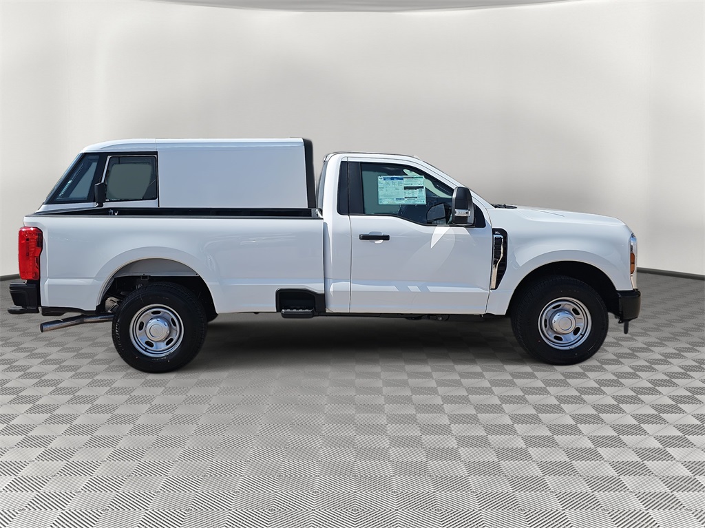 2025 Ford F-250 XL photo 2