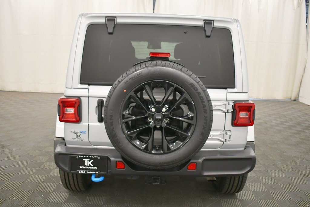 2024 Jeep Wrangler Sahara 4xe photo 6