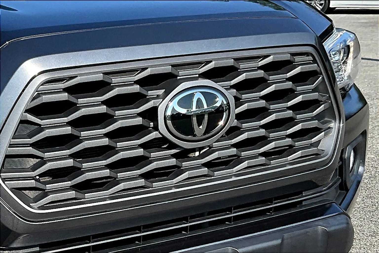 2023 Toyota Tacoma TRD Double Cab V6 photo 27