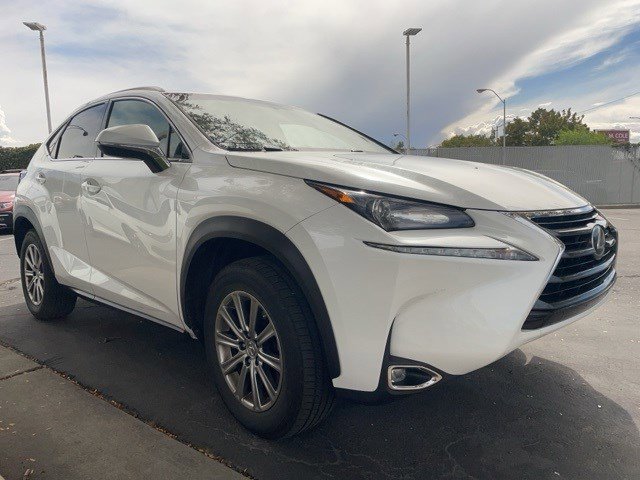 2017 Lexus NX 200t Luxury photo 2