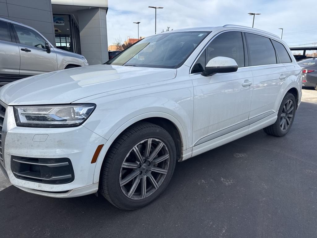 2018 Audi Q7 Premium Plus's photo