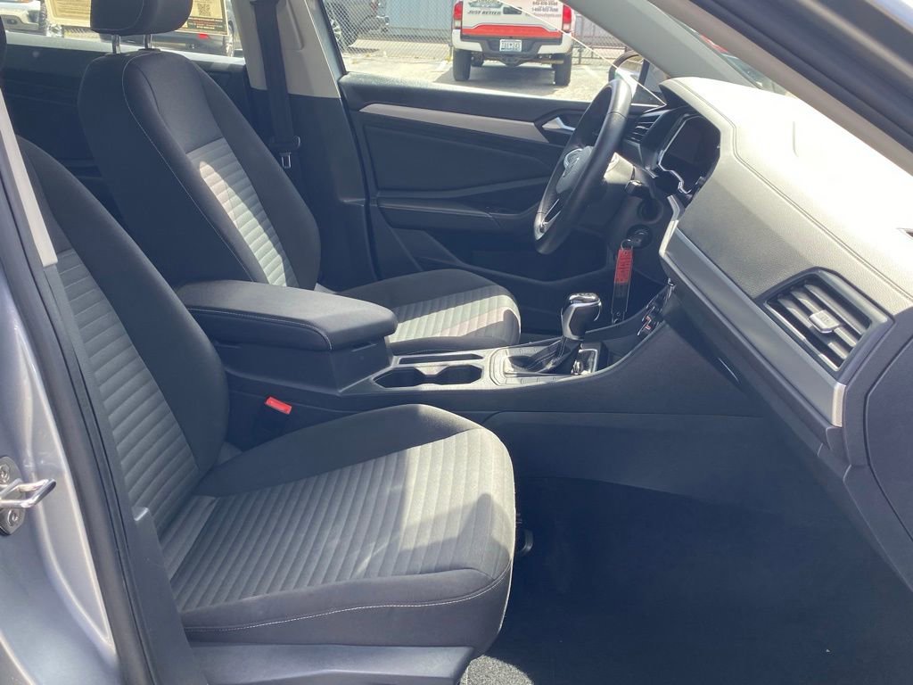 2024 Volkswagen Jetta 1.5T S photo 11