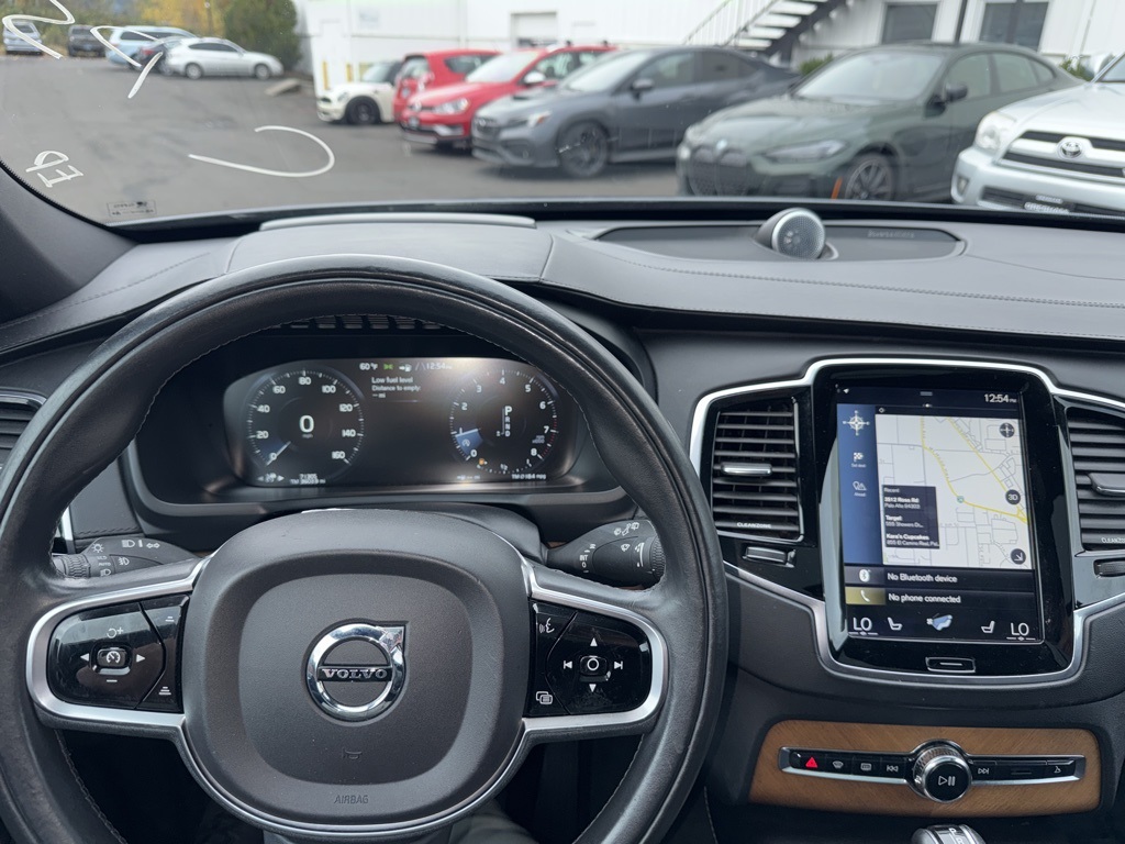 2016 Volvo XC90 T6 Inscription photo 3