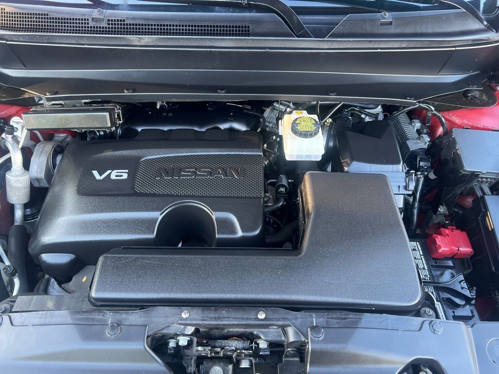 2020 Nissan Pathfinder SL photo 28