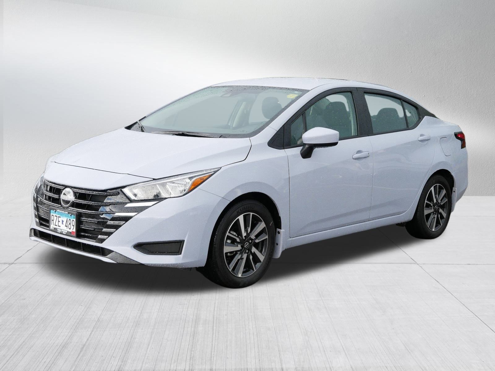 2024 Nissan Versa SV photo 2