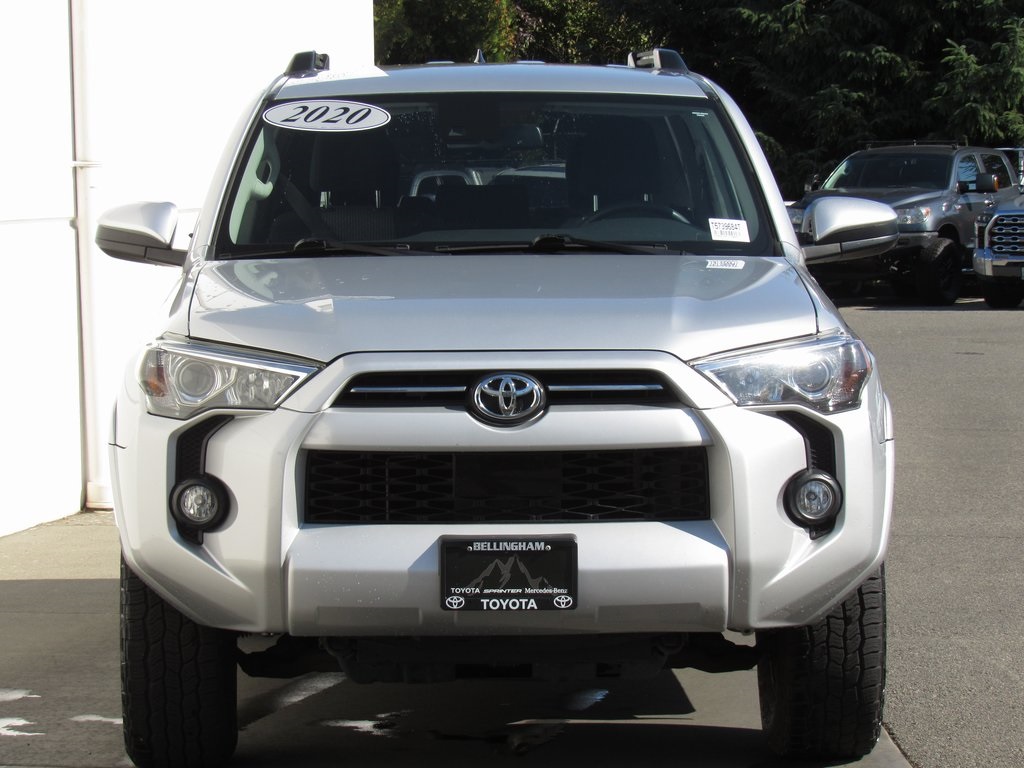 2020 Toyota 4Runner SR5 photo 3