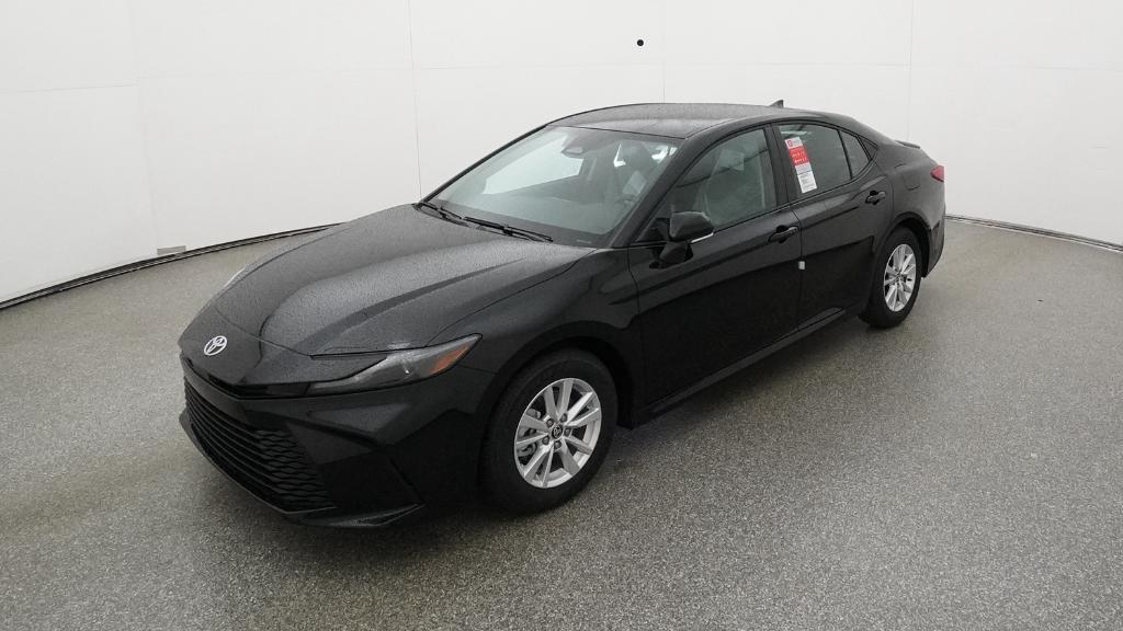 2026 Toyota Camry LE's photo