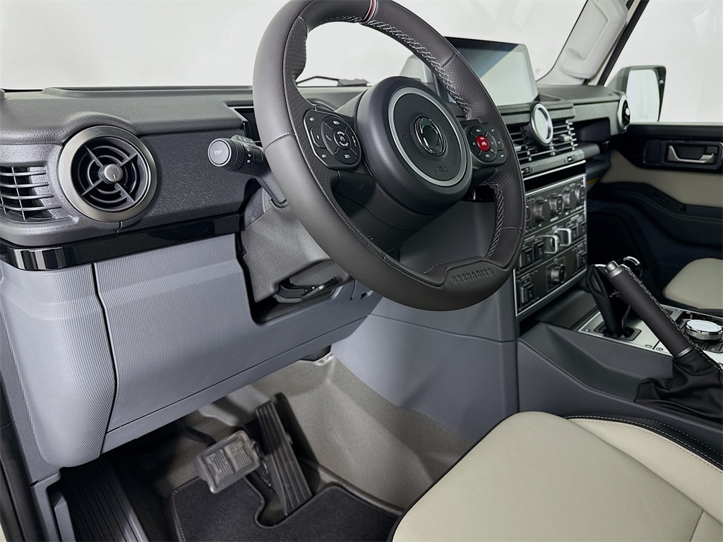 2025 Ineos Grenadier photo 4