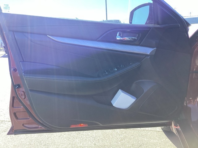 2018 Nissan Maxima SV photo 14
