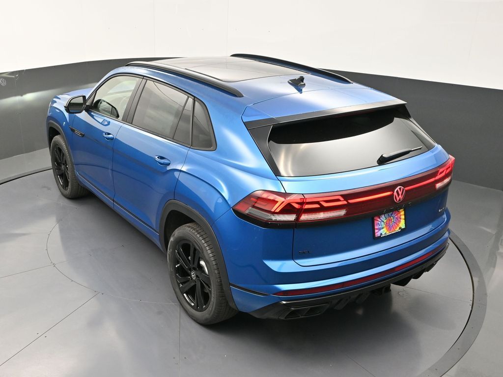 2025 Volkswagen Atlas Cross Sport SEL R-Line photo 14