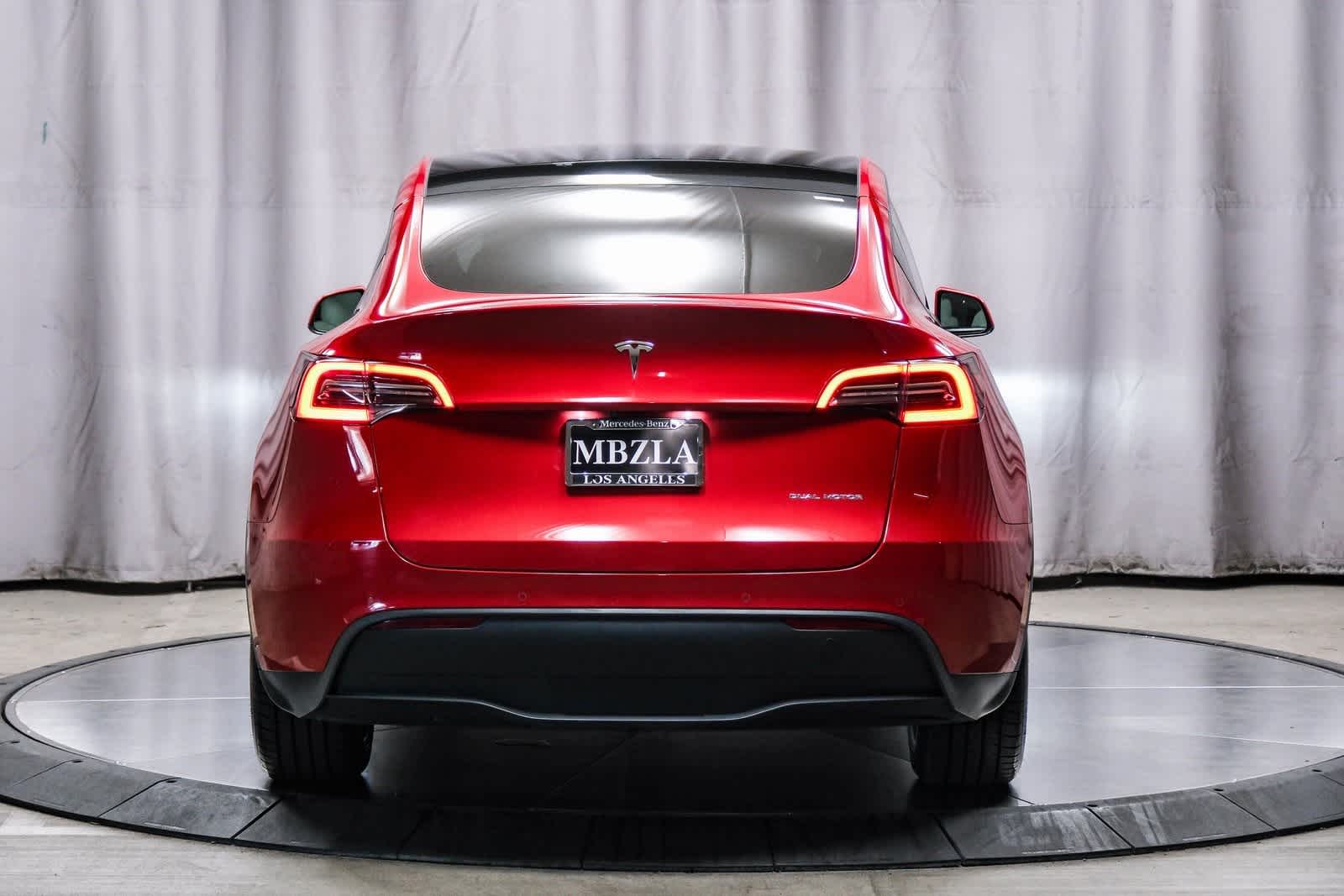 Used 2021 Tesla Model Y Long Range with VIN 5YJYGDEE0MF085472 for sale in Northfield, Minnesota