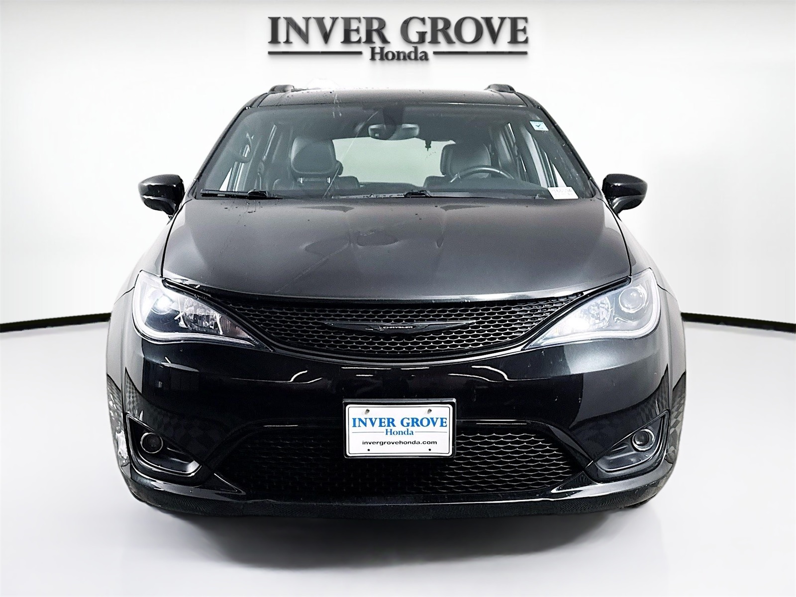 Used 2018 Chrysler Pacifica Touring L Plus with VIN 2C4RC1EGXJR310707 for sale in Inver Grove Heights, Minnesota