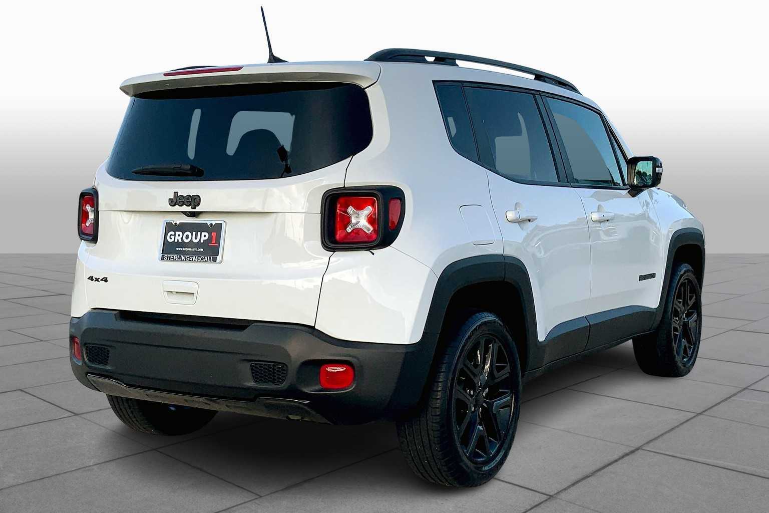 2022 Jeep Renegade Altitude photo 11