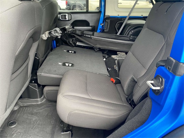 2022 Jeep Wrangler Unlimited High Tide photo 10