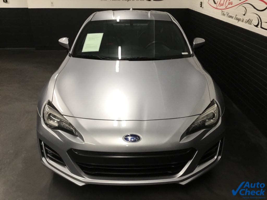 2017 Subaru BRZ Limited photo 4